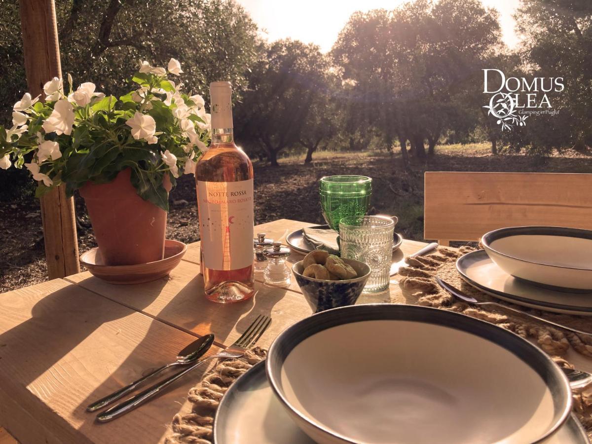 Domus Olea Glamping Hotel Ceglie Messapica Luaran gambar