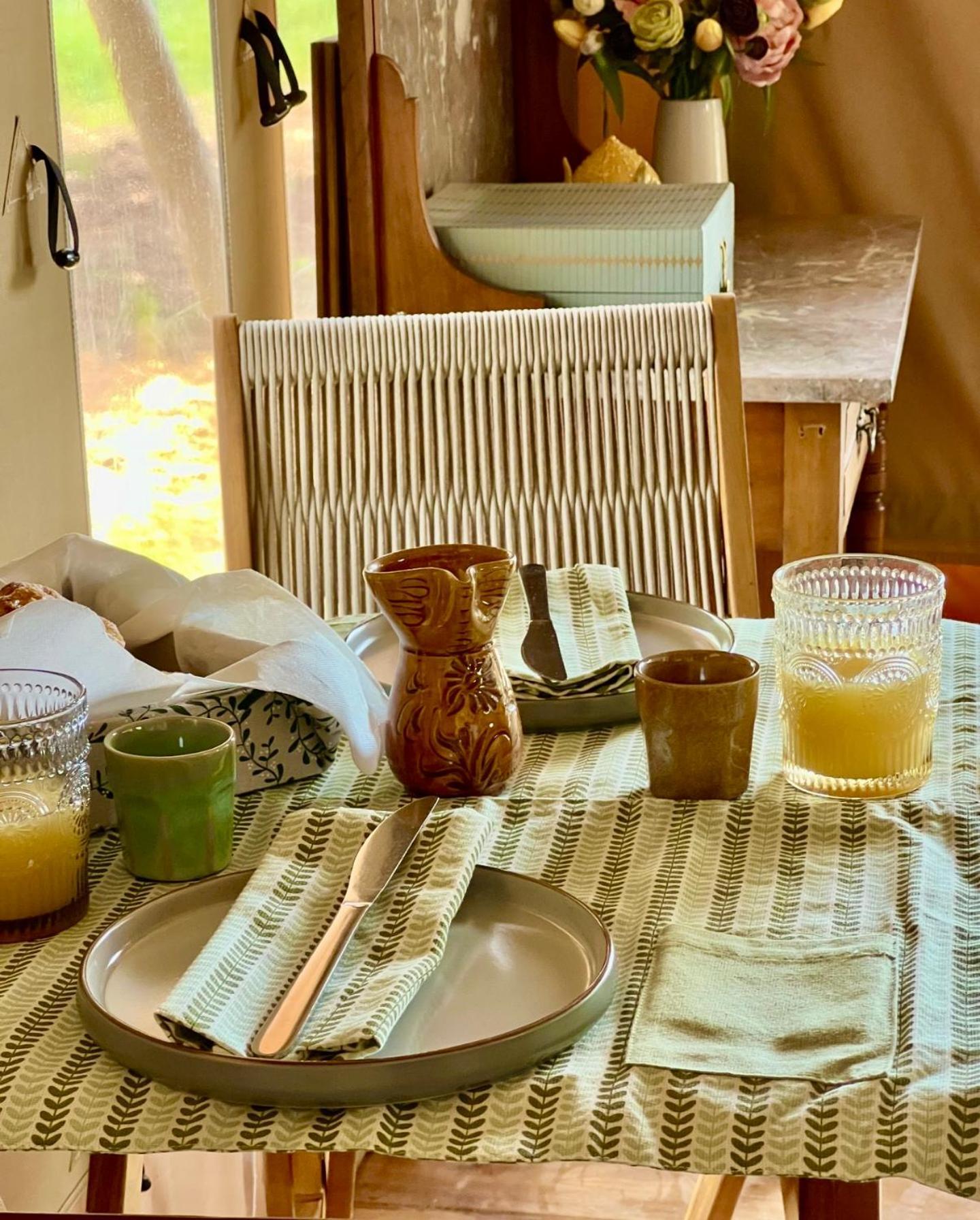 Domus Olea Glamping Hotel Ceglie Messapica Luaran gambar