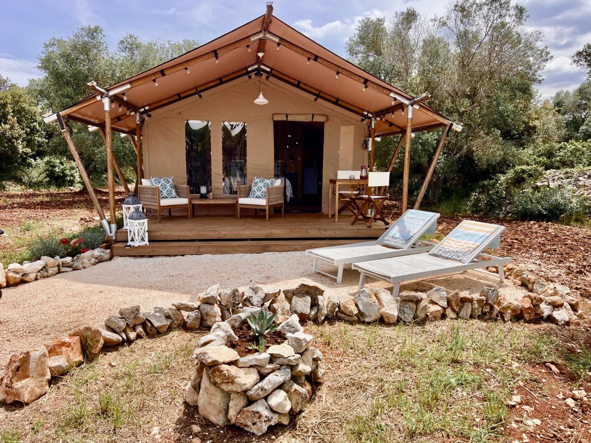 Domus Olea Glamping Hotel Ceglie Messapica Luaran gambar