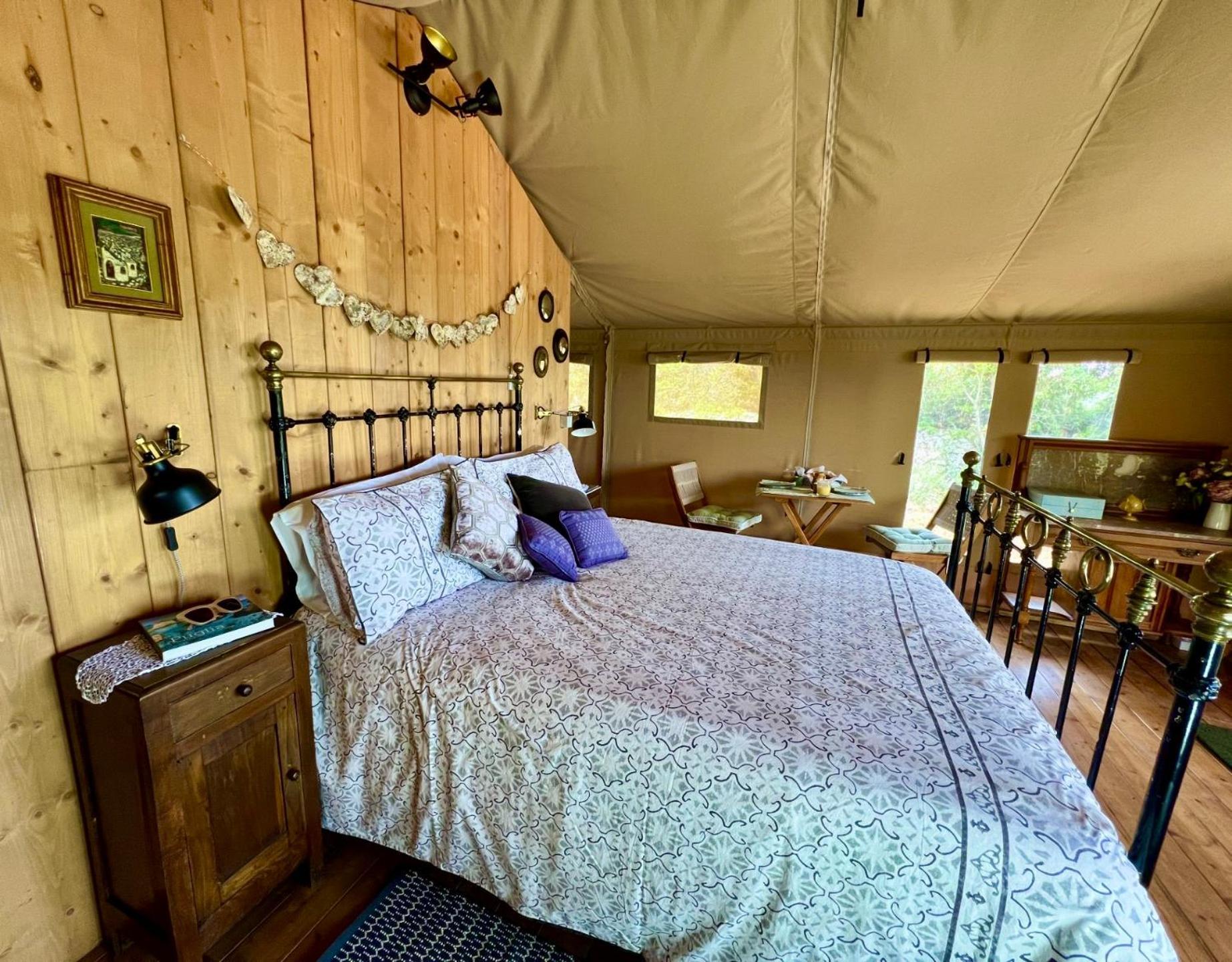 Domus Olea Glamping Hotel Ceglie Messapica Luaran gambar